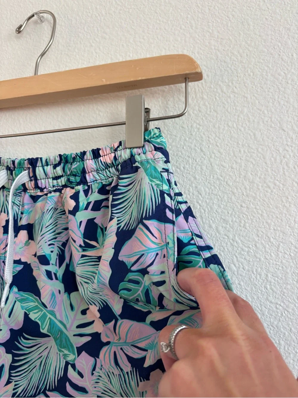 Chubbies swim trunks Night Faunas youth size 8/9